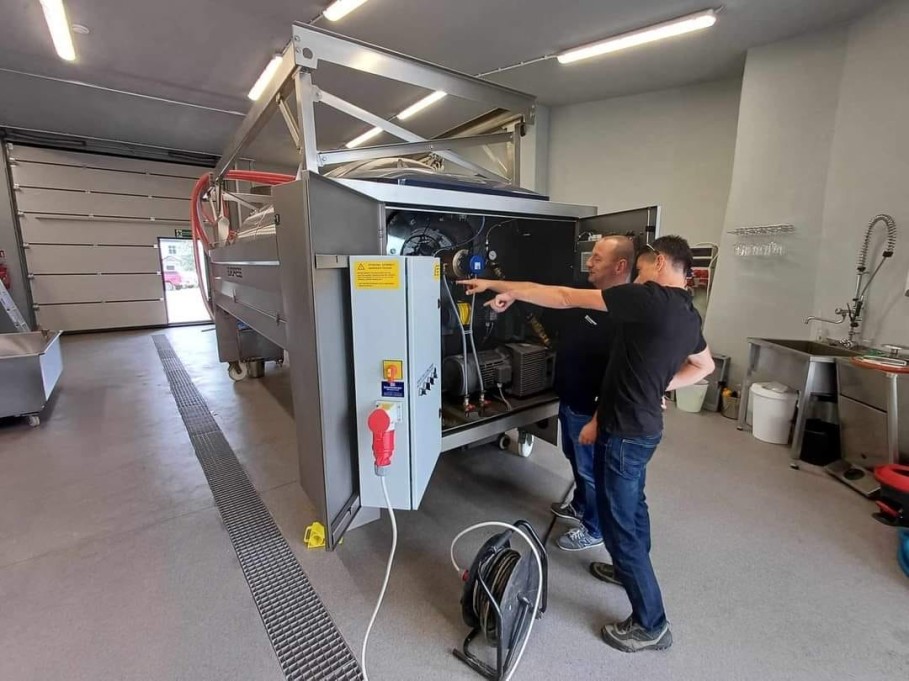 Zamów już dziś usługę serwisową naszych maszyn Zamów już dziś usługę serwisową naszych maszyn