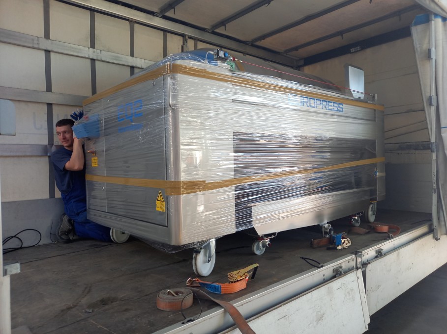 Sezon dostaw 2022 dla polskich winiarzy rozpoczęty. Sezon dostaw 2022 dla polskich winiarzy rozpoczęty.