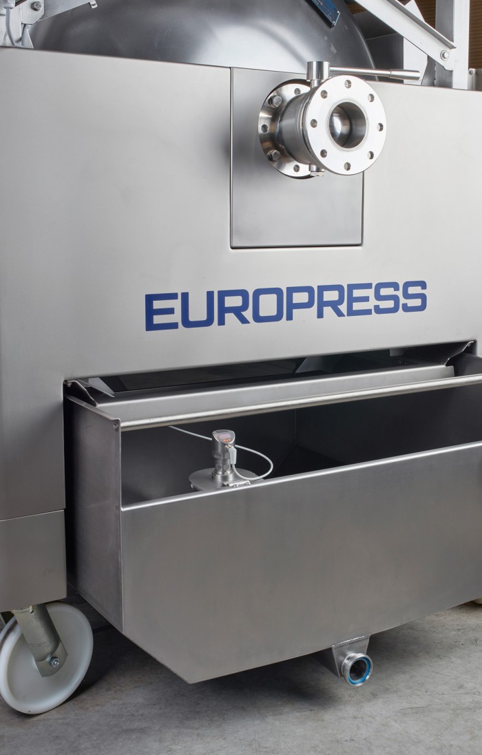 Centralne napełnianie i czujnik poziomu soku w wannie Centralne napełnianie i czujnik poziomu soku w wannie