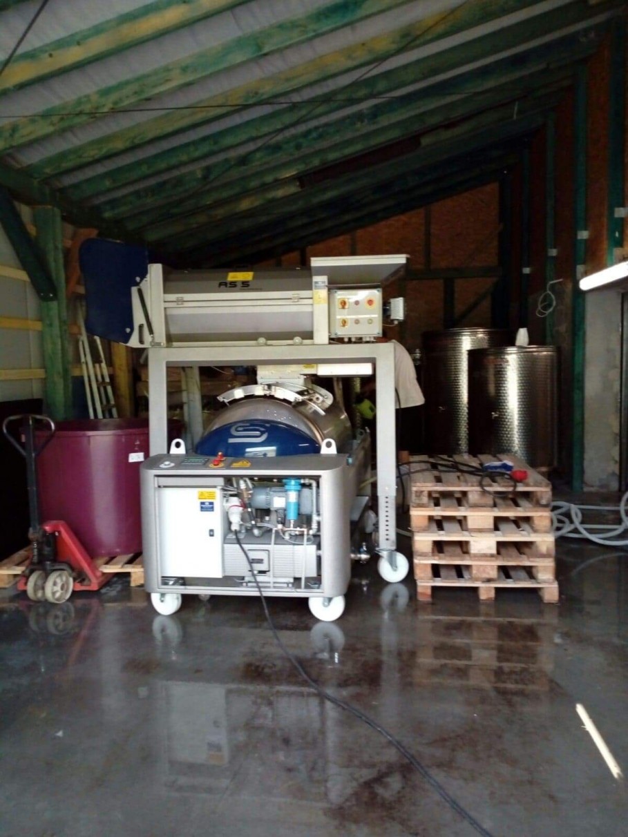 Próbne tłoczenia na naszych prasach Próbne tłoczenia na naszych prasach